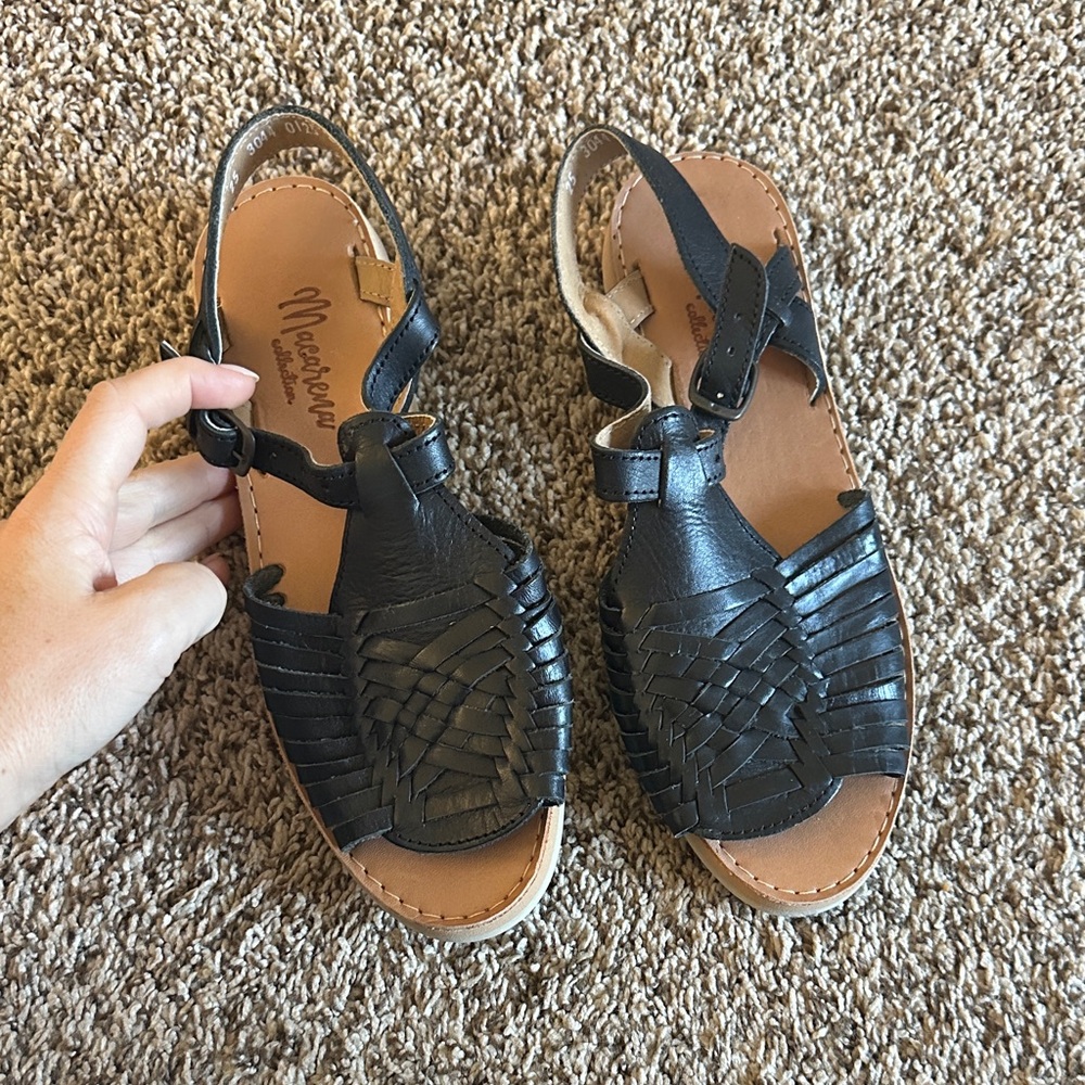 Women’s handmade sandals